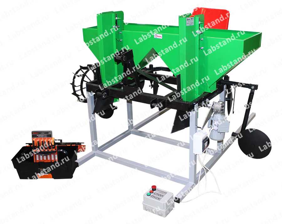 02.03.00.02 Стенд-тренажер «Машина для посадки картофеля»