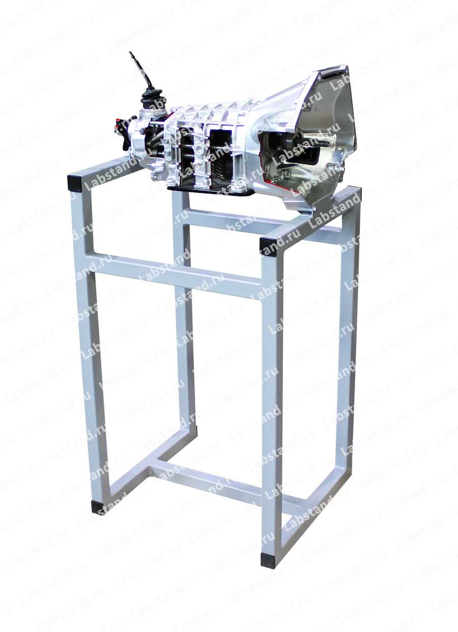 03.06.02.01 Демонстрационный макет "Трехвальная коробка ВАЗ 2106" в разрезе