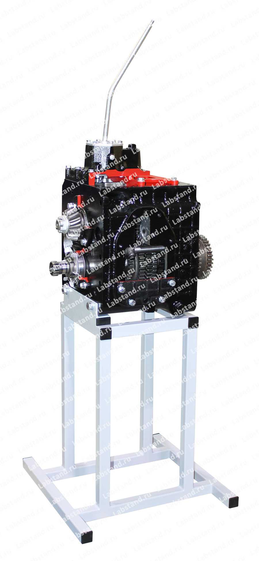 03.06.02.17 Демонстрационный макет «Коробка передач трактора МТЗ 80-82» в разрезе