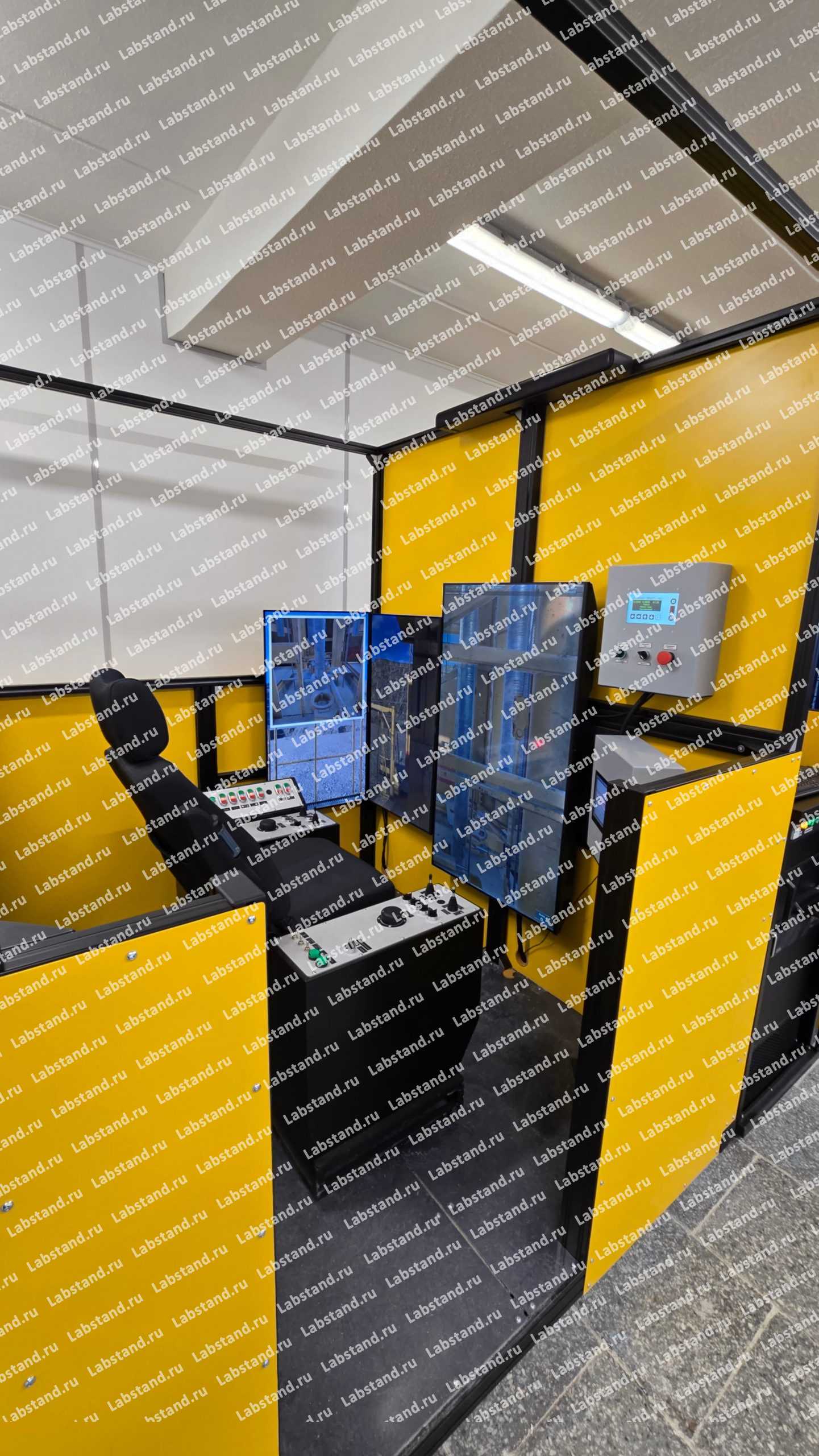 08.03.01.01 Стенд-тренажёр «Буровая установка СБШ-250»