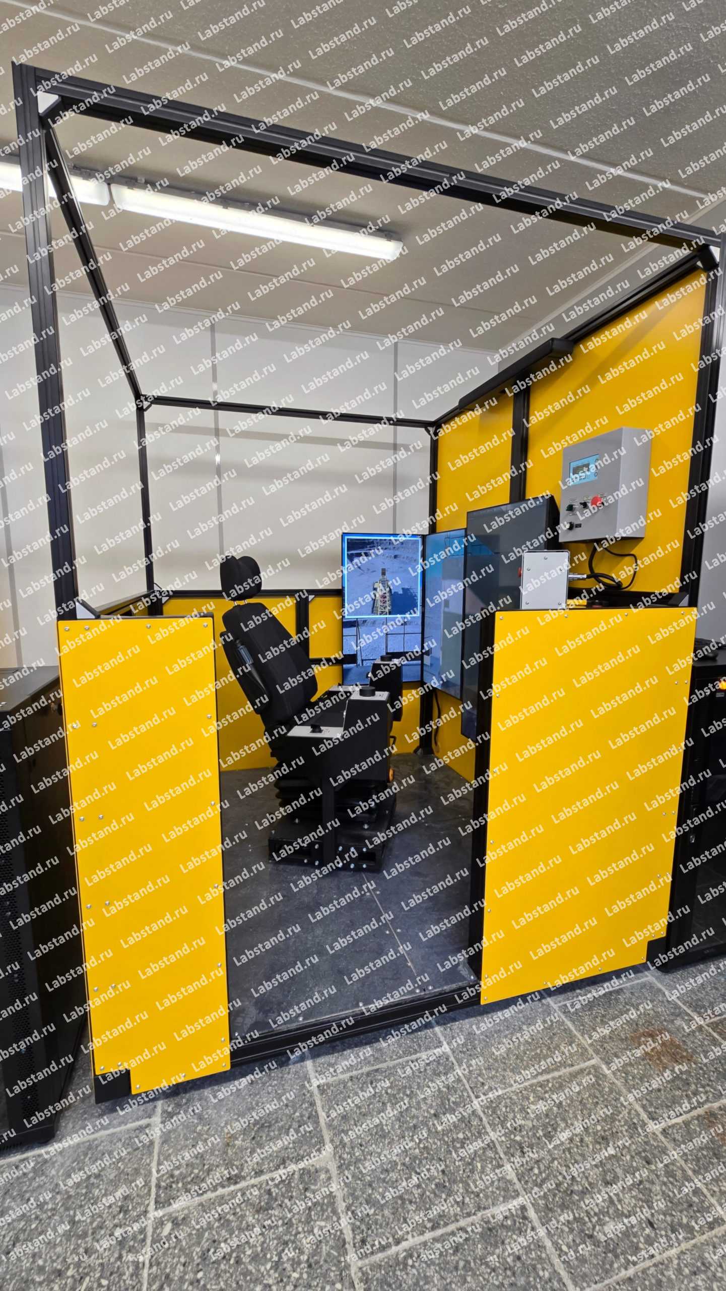 08.03.01.01 Стенд-тренажёр «Буровая установка СБШ-250»