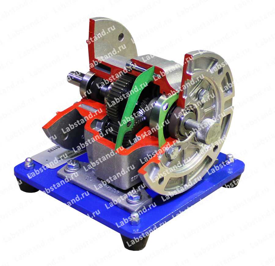 Демонстрационный макет «Цилиндрический двухступенчатый соосный редуктор»