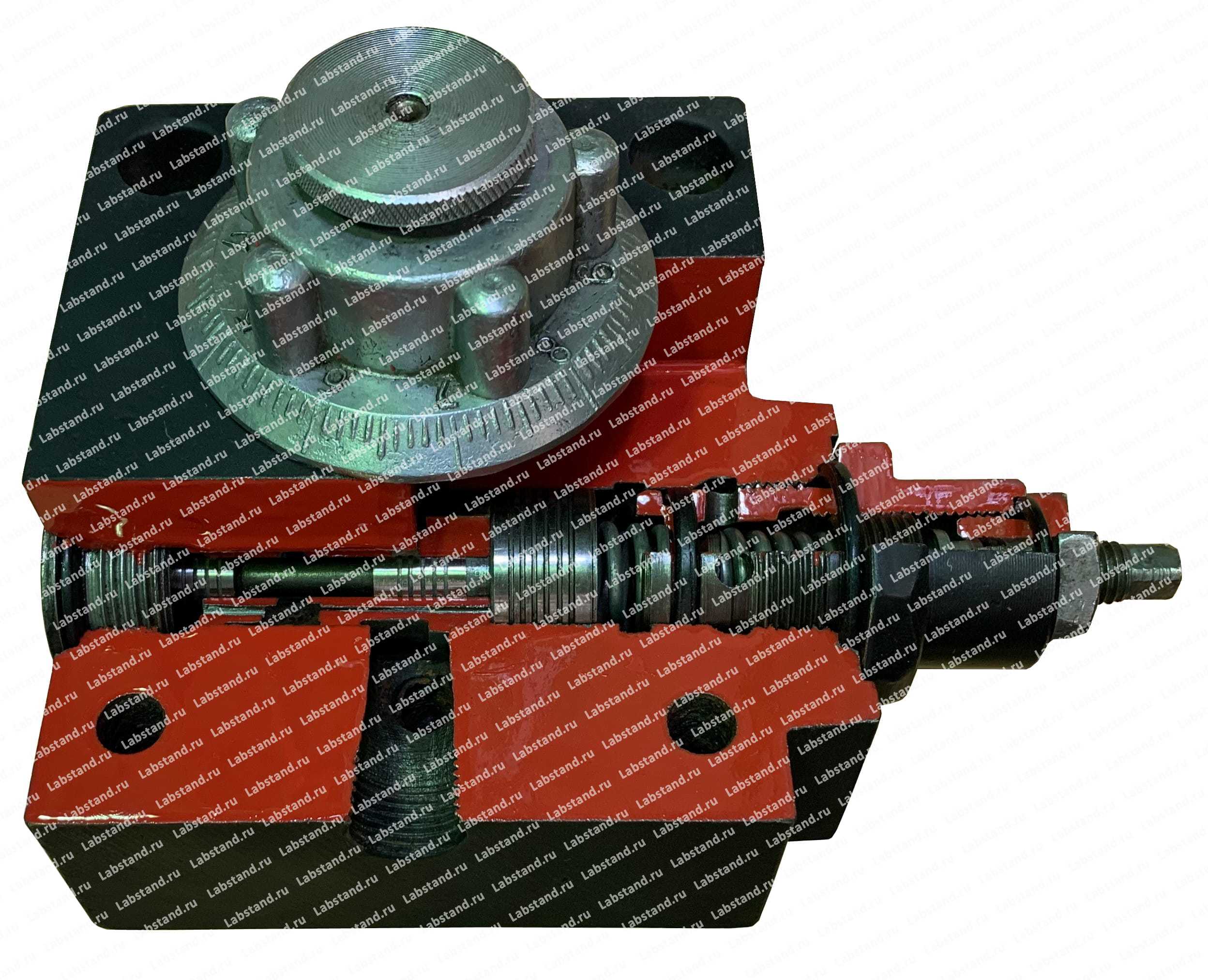 Разрезная модель регулятора расхода трехлинейного